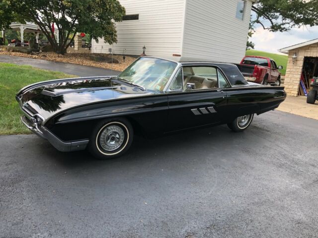 Ford Thunderbird 1963 image number 6