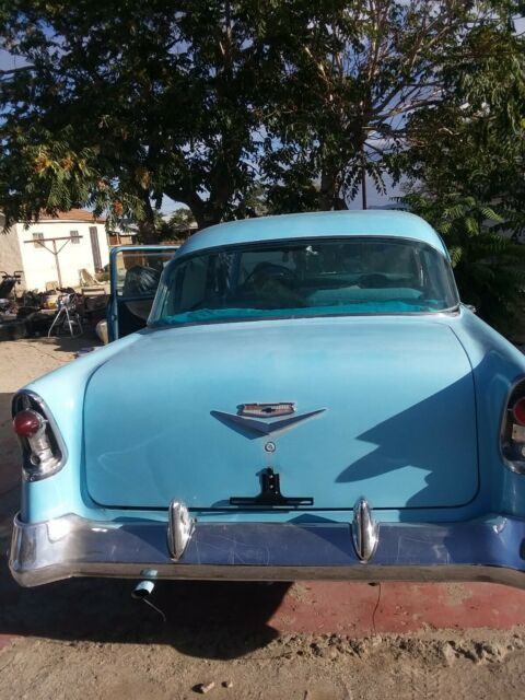 Chevrolet Bel Air/150/210 1956 image number 2