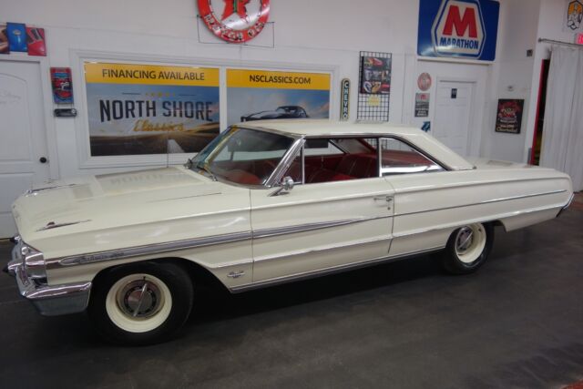 Ford Galaxie 1964 image number 1