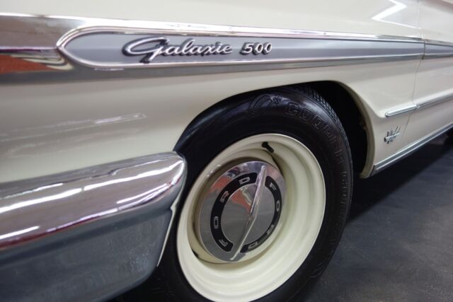 Ford Galaxie 1964 image number 39