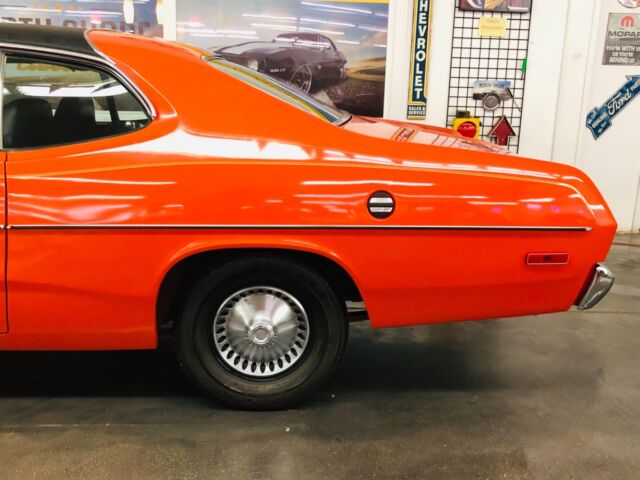 Plymouth Duster 1972 image number 37