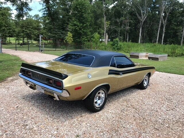 Dodge Challenger 1972 image number 0