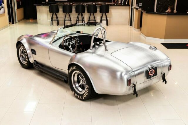 Shelby Cobra 1965 image number 39