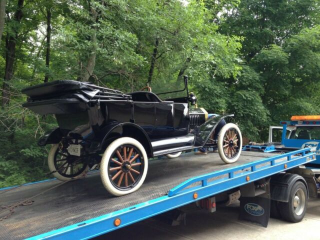 Ford Model T 1915 image number 1