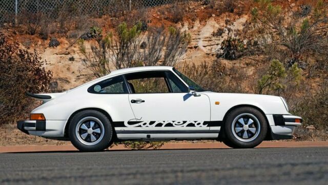 Porsche 911 1975 image number 5