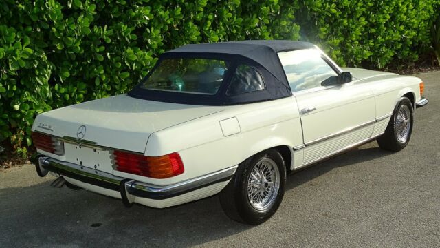 Mercedes-Benz SL-Class 1972 image number 8