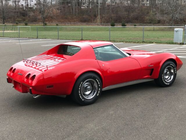 Chevrolet Corvette 1976 image number 2