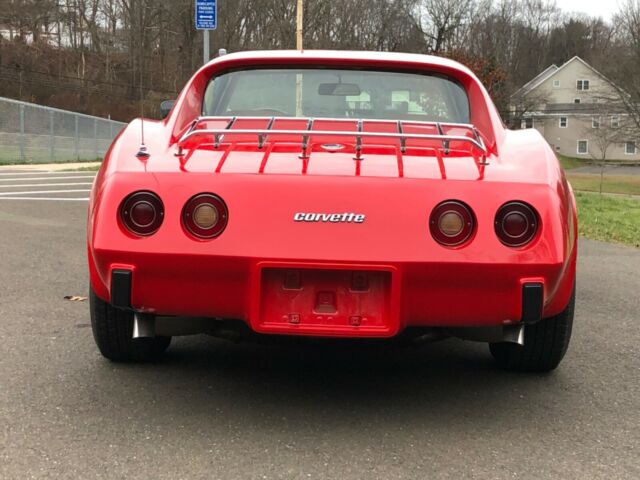 Chevrolet Corvette 1976 image number 24