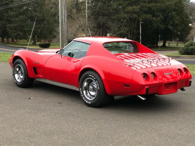 Chevrolet Corvette 1976 image number 25