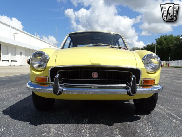 MG MGB 1970 image number 22