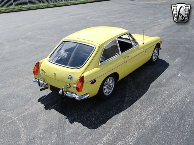 MG MGB 1970 image number 30