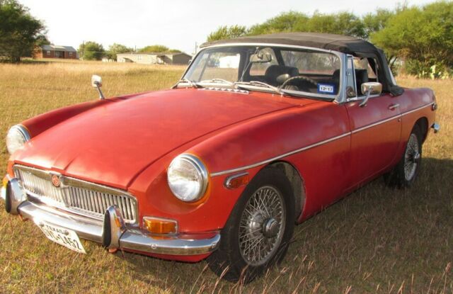 MG MGB 1970 image number 10