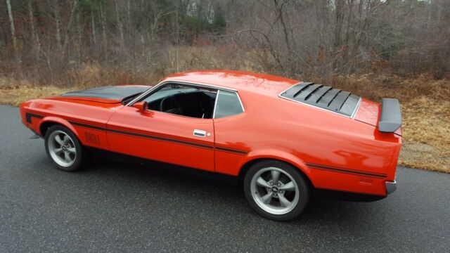 Ford Mustang 1972 image number 0