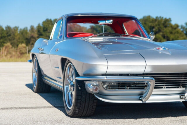 Chevrolet Corvette 1964 image number 30