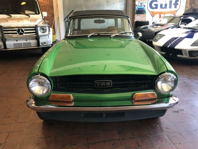 Triumph TR-6 1972 image number 28