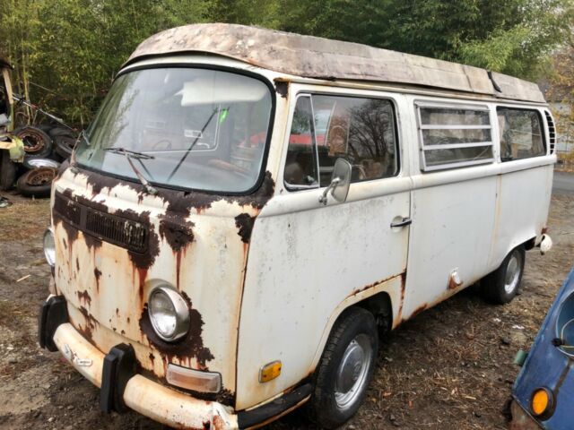 Volkswagen Bus/Vanagon 1971 image number 26