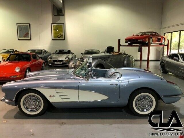 Chevrolet Corvette 1959 image number 12