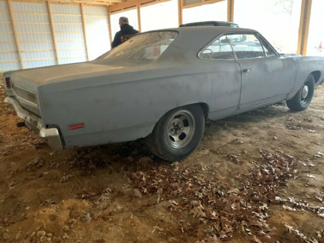 Plymouth Road Runner 1969 image number 7