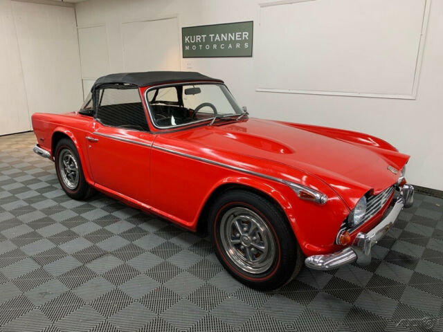 Triumph TR250 1968 image number 0