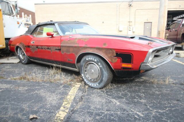 Ford Mustang 1972 image number 26