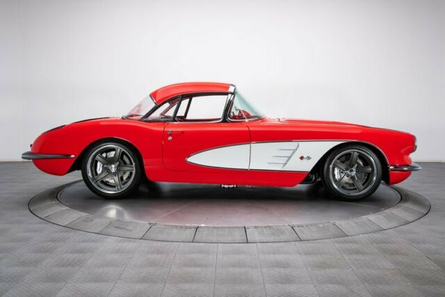 Chevrolet Corvette 1958 image number 14