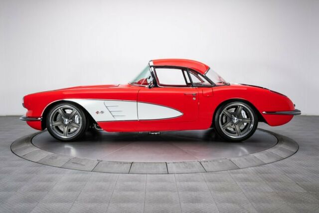 Chevrolet Corvette 1958 image number 16