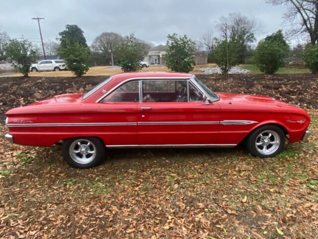 Ford Falcon 1963 image number 1