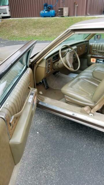 Cadillac DeVille 1979 image number 1