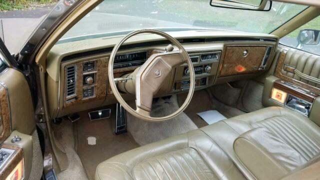 Cadillac DeVille 1979 image number 10