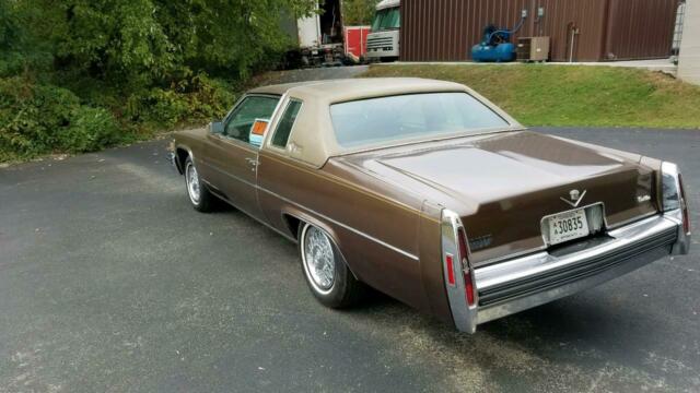 Cadillac DeVille 1979 image number 13