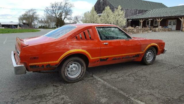 Plymouth Road Runner 1977 image number 3