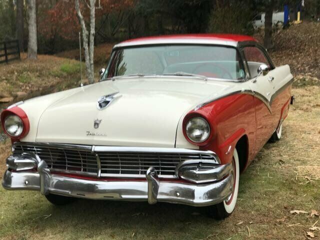 Ford Fairlane 1956 image number 0