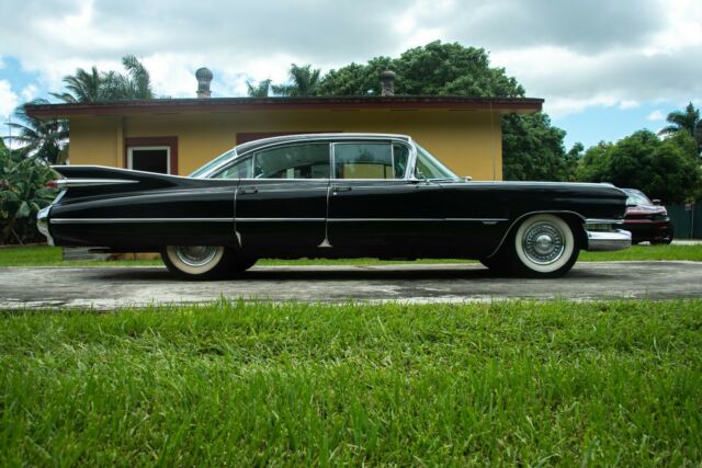 Cadillac Series 62 1959 image number 28