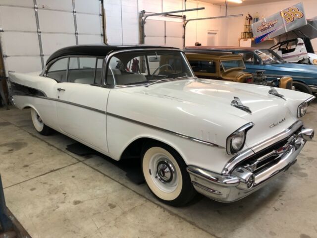 Chevrolet Bel Air/150/210 1957 image number 3