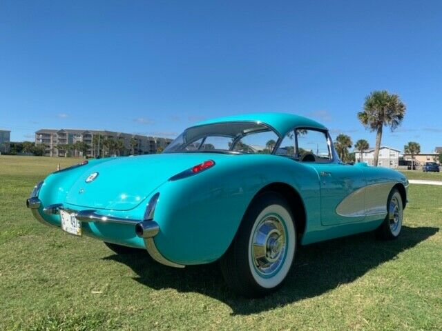 Chevrolet Corvette 1957 image number 26