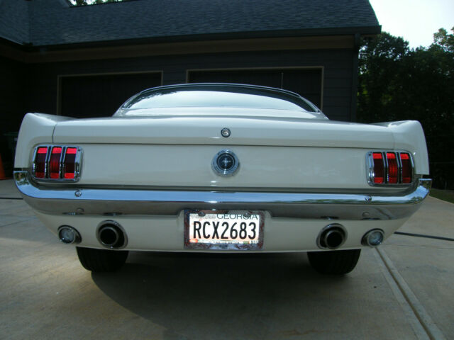 Ford Mustang 1965 image number 4