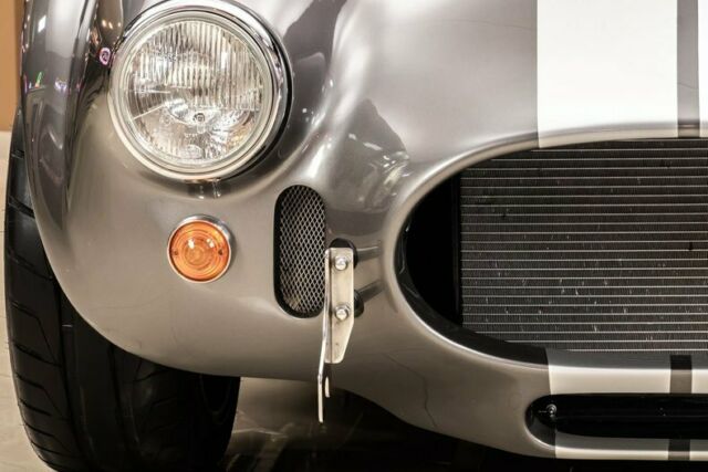 Shelby Cobra 1965 image number 42