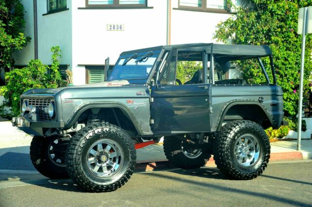 Ford Bronco 1977 image number 12