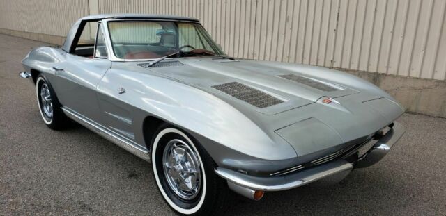 Chevrolet Corvette 1963 image number 10