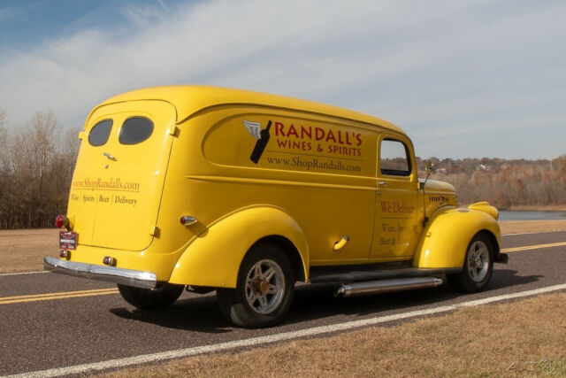 Chevrolet Panel Truck 1947 image number 33