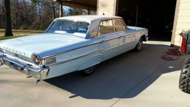 Ford Galaxie 1963 image number 2