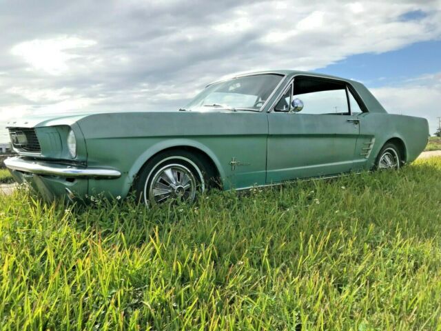 Ford Mustang 1966 image number 0