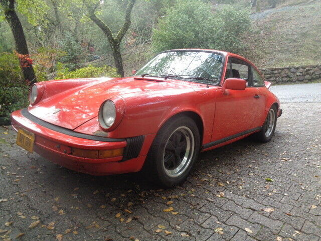 Porsche 911 1974 image number 2