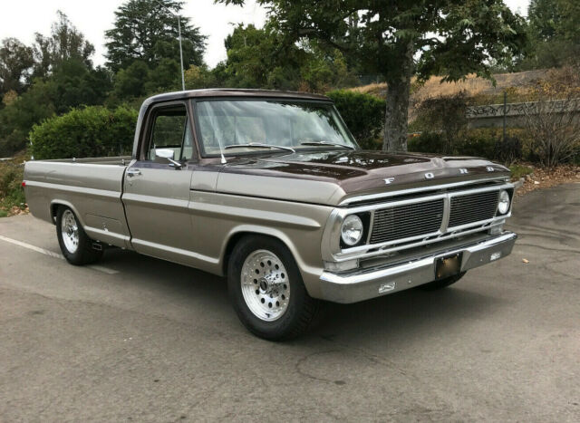 Ford F-250 1972 image number 0