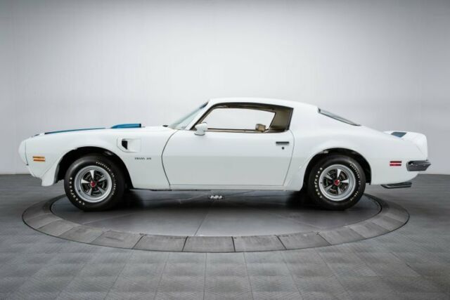 Pontiac Firebird 1970 image number 33