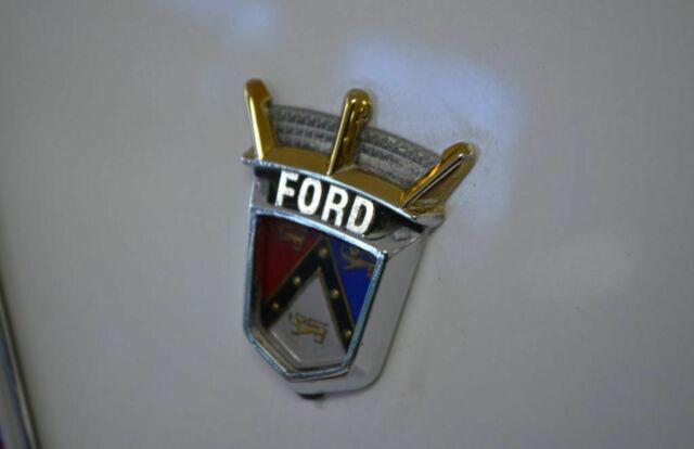 Ford Thunderbird 1955 image number 18