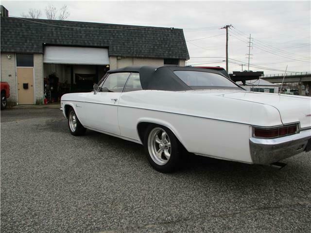 Chevrolet Impala 1966 image number 29