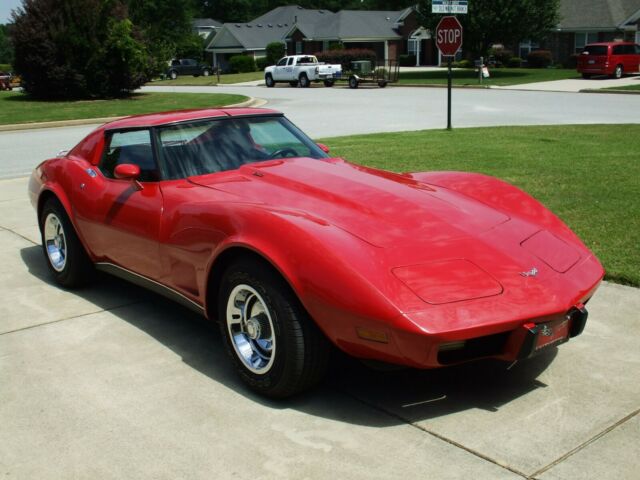 Chevrolet Corvette 1977 image number 29