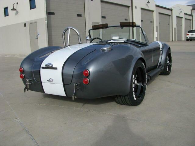 Shelby Cobra 1965 image number 10