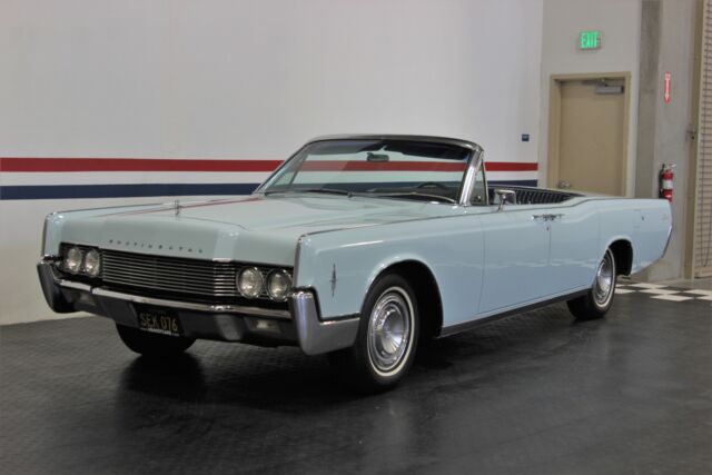 Lincoln Continental 1966 image number 27